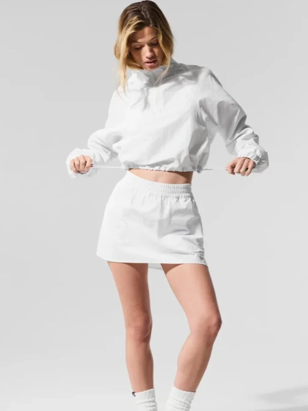 ALO Yoga Cropped 1/4 Zip Alumni Pullover